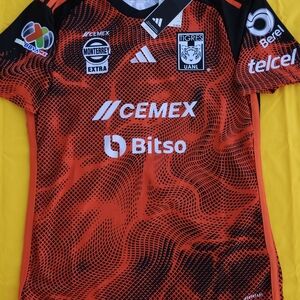 Tigres Jersey Size M